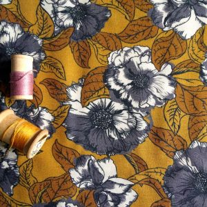 viscose fleurs grises fond moutarde tissu couture rayonne